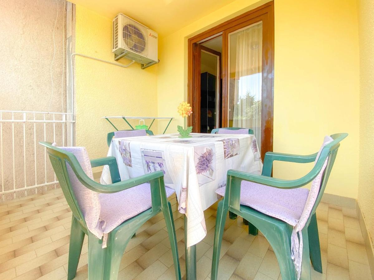 Appartement Olga à Novigrad Istria Extérieur photo